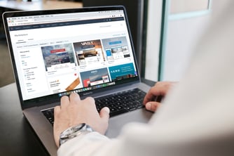 How Native Advertising Can Drive Sales to Your B2B SAAS Company